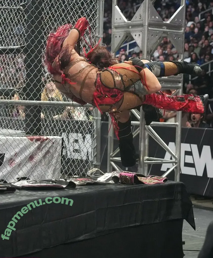 Sasha Banks nude photo #2343 (sashabankswwe / soxysasha)