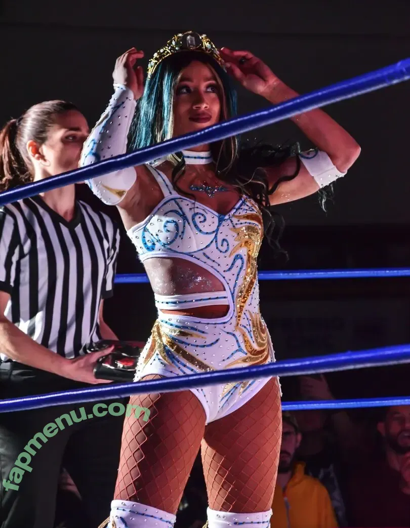 Sasha Banks nude photo #2362 (sashabankswwe / soxysasha)