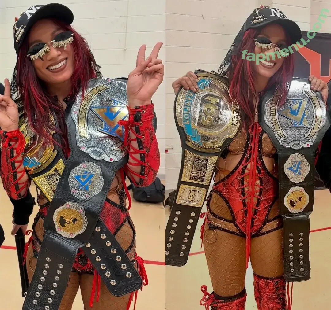 Sasha Banks nude photo #2369 (sashabankswwe / soxysasha)