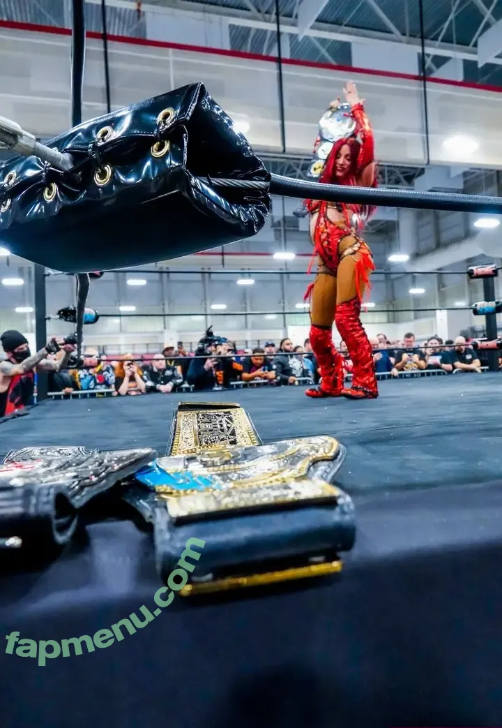 Sasha Banks nude photo #2370 (sashabankswwe / soxysasha)