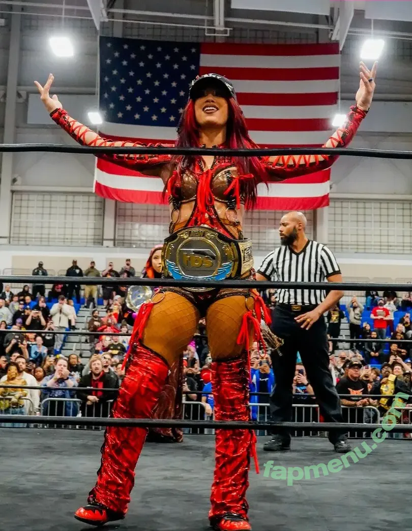 Sasha Banks nude photo #2381 (sashabankswwe / soxysasha)