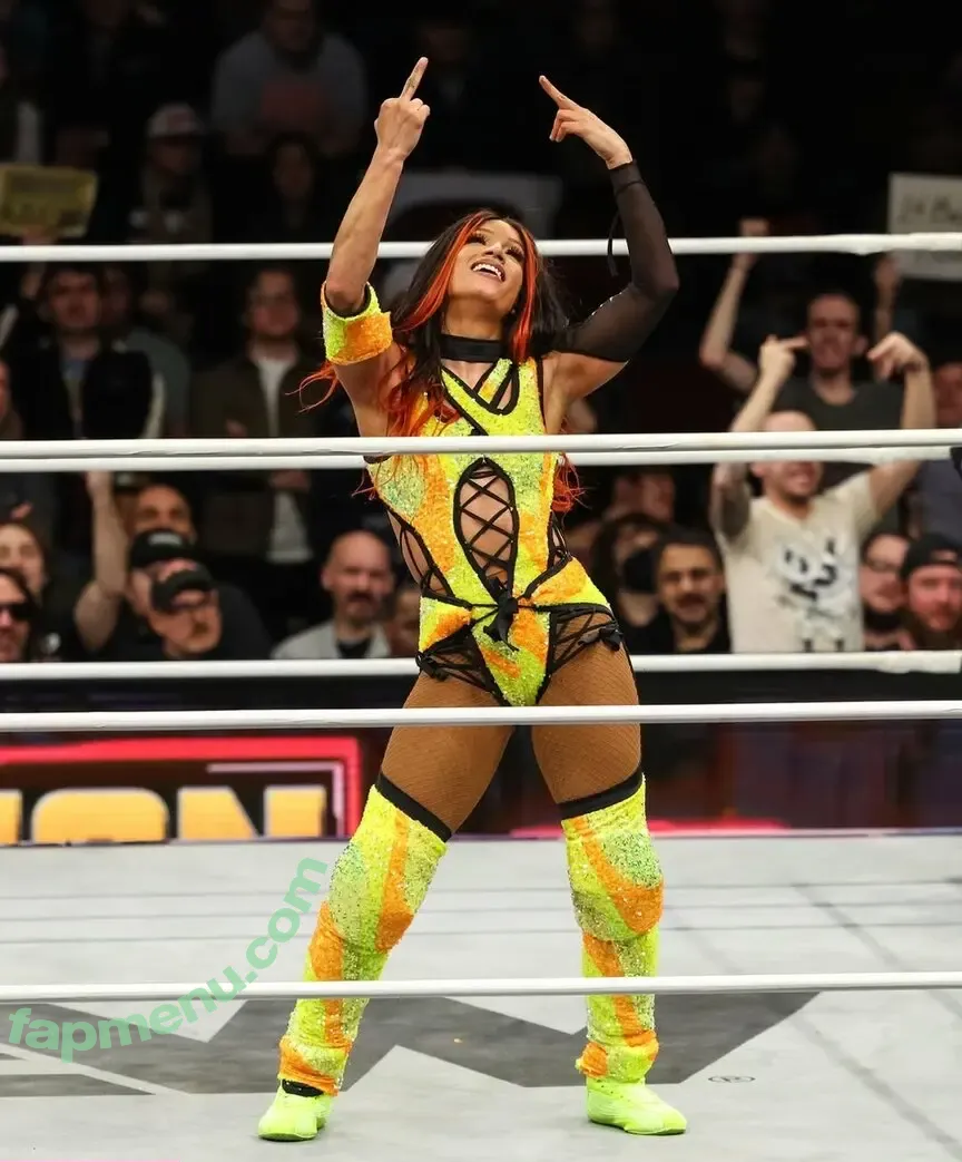 Sasha Banks nude photo #2409 (sashabankswwe / soxysasha)