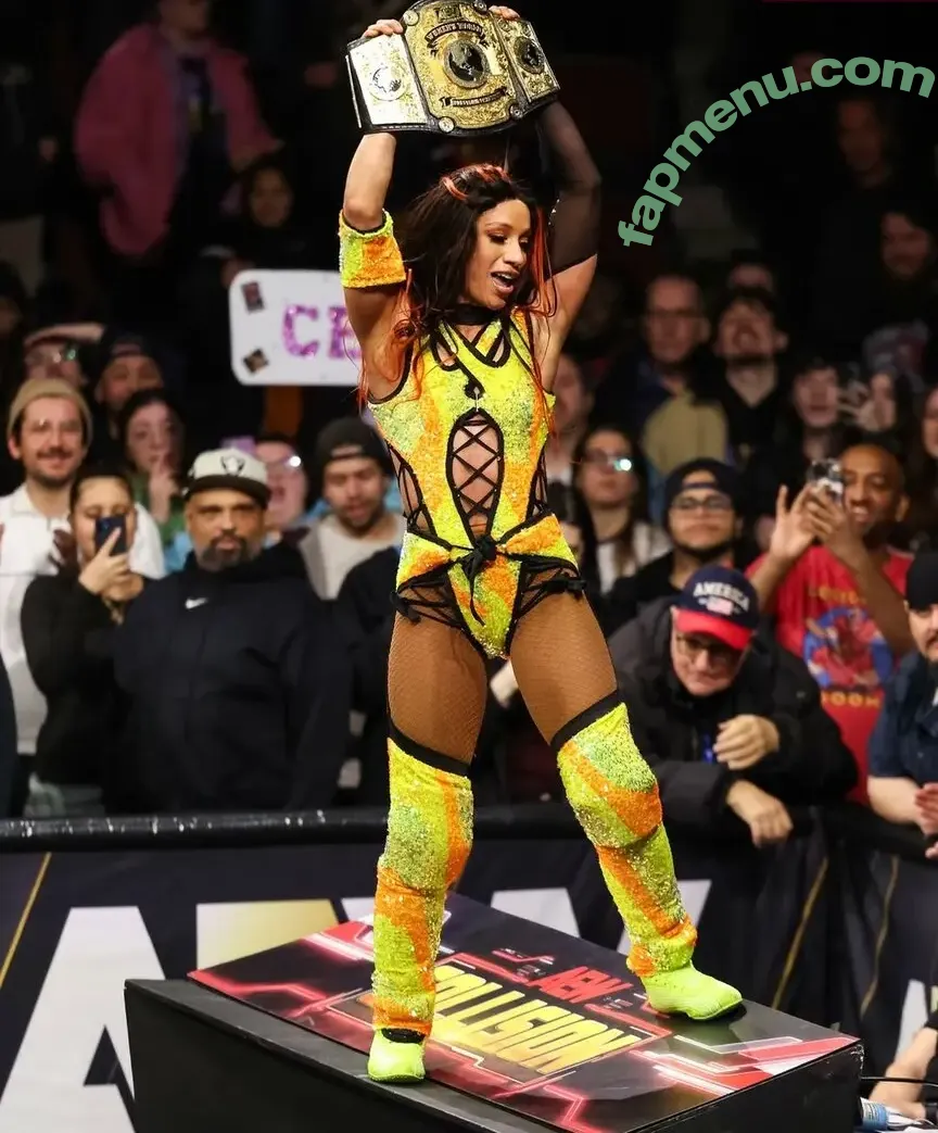 Sasha Banks nude photo #2412 (sashabankswwe / soxysasha)
