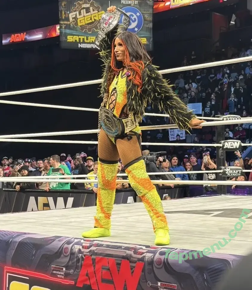 Sasha Banks nude photo #2422 (sashabankswwe / soxysasha)