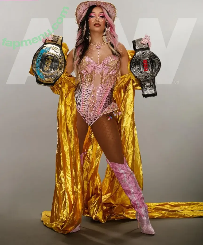 Sasha Banks nude photo #2425 (sashabankswwe / soxysasha)