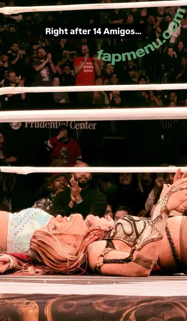 Sasha Banks nude photo #2457 (sashabankswwe / soxysasha)