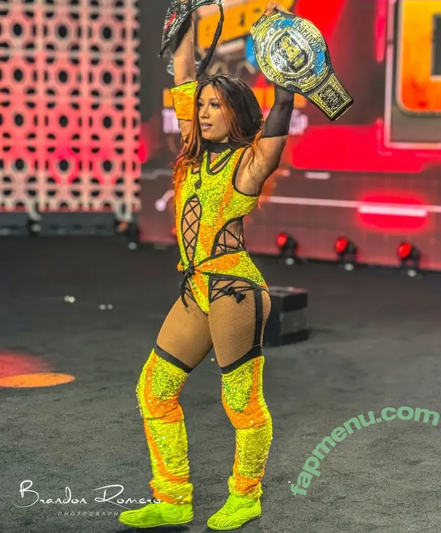 Sasha Banks nude photo #2459 (sashabankswwe / soxysasha)