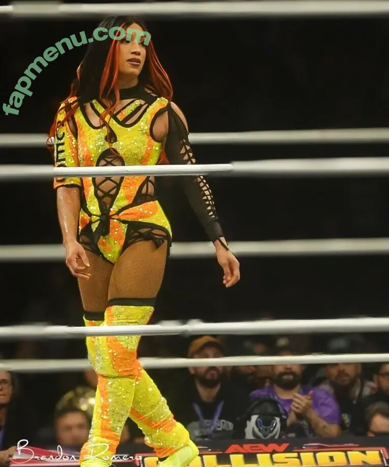Sasha Banks nude photo #2466 (sashabankswwe / soxysasha)
