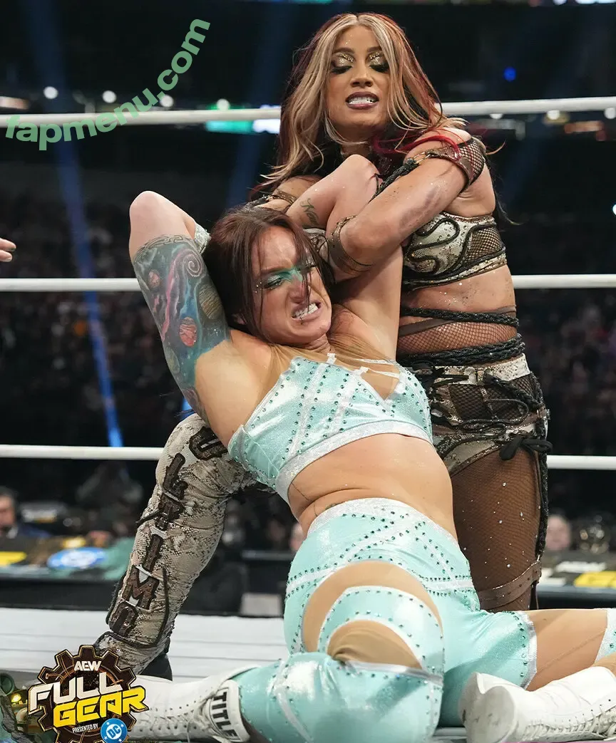 Sasha Banks nude photo #2476 (sashabankswwe / soxysasha)