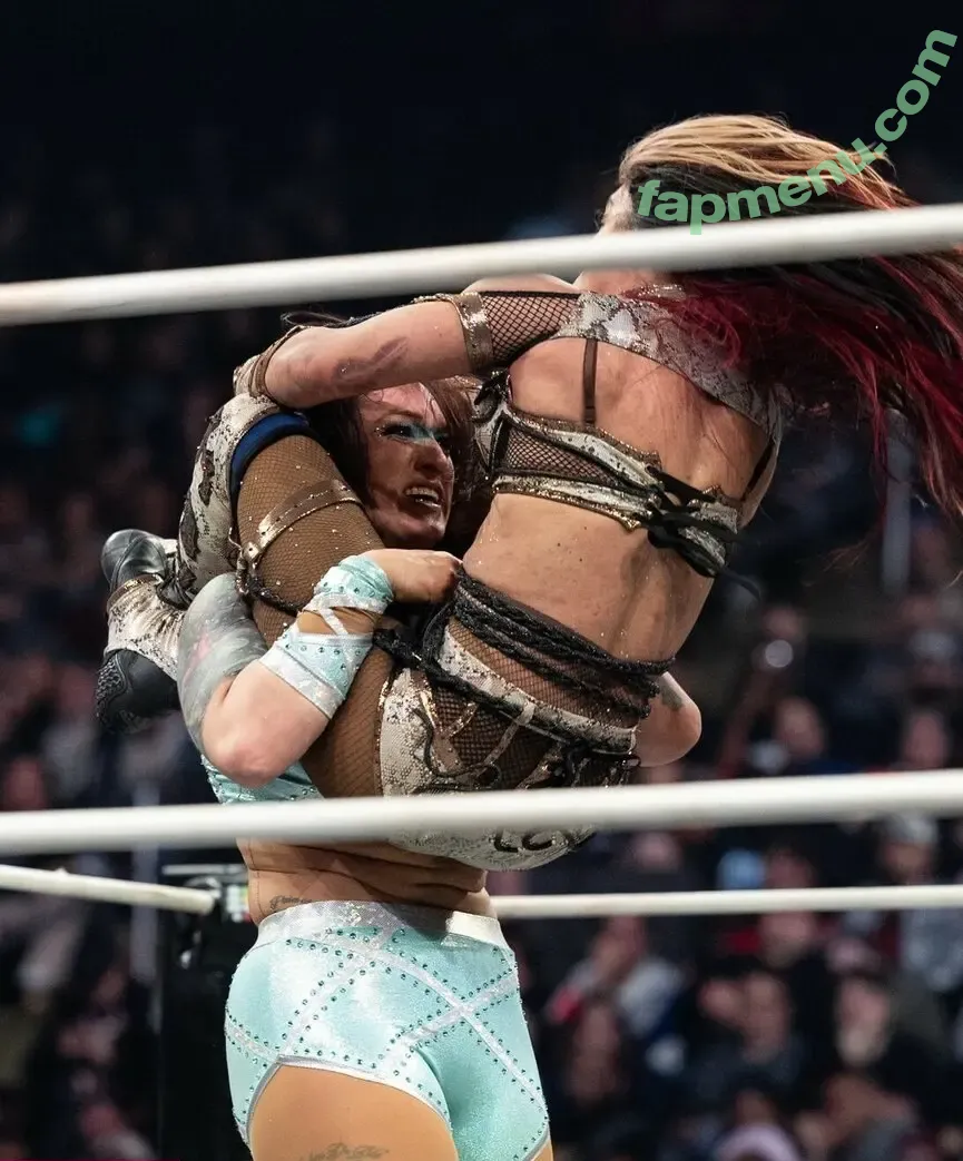 Sasha Banks nude photo #2493 (sashabankswwe / soxysasha)