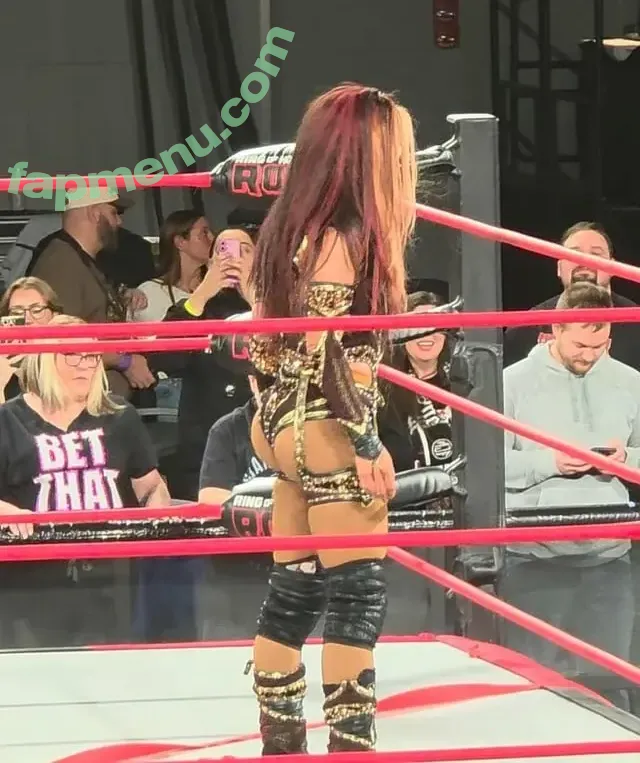 Sasha Banks nude photo #2584 (sashabankswwe / soxysasha)