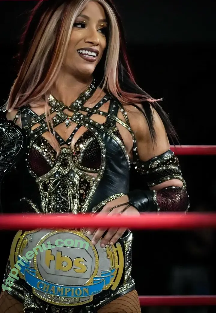Sasha Banks nude photo #2595 (sashabankswwe / soxysasha)
