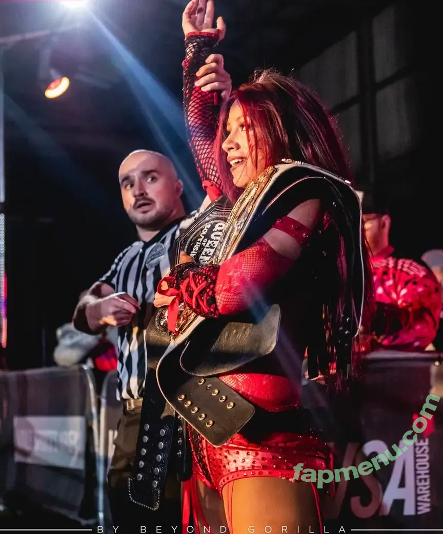 Sasha Banks nude photo #2675 (sashabankswwe / soxysasha)