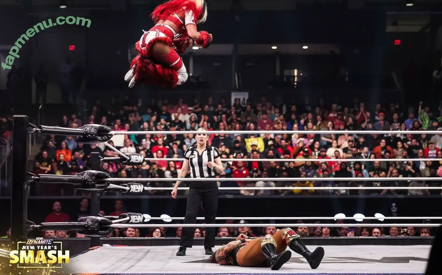 Sasha Banks nude photo #2786 (sashabankswwe / soxysasha)