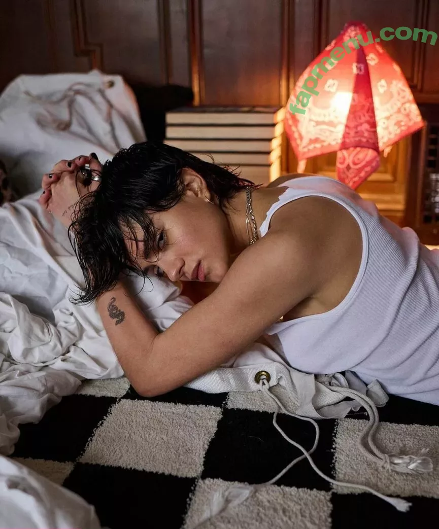 Sasha Calle nude photo #0029 (sashacalle)