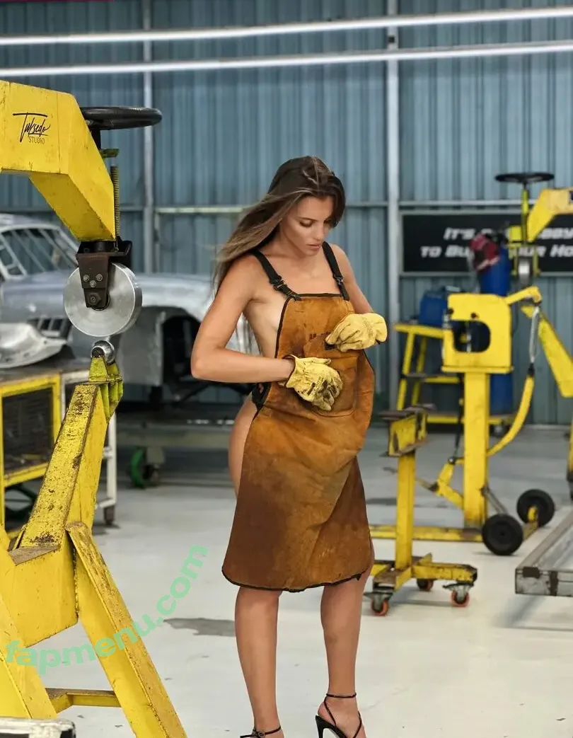 Sasha Chistova nude photo #0243 (chistovaof / losersqueen / sashachistova)