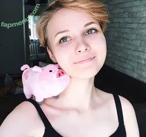 Sasha Gaier / acidjazzsinger / sasha.gaier / yukajevons nude photo #0299