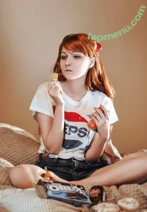 Sasha Gaier / acidjazzsinger / sasha.gaier / yukajevons nude photo #0320