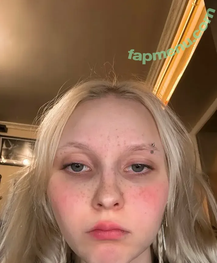 Sasha Gaier nude photo #0130 (acidjazzsinger / sasha.gaier / yukajevons)