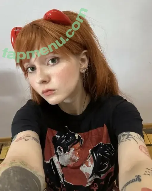 Sasha Gaier nude photo #0136 (acidjazzsinger / sasha.gaier / yukajevons)