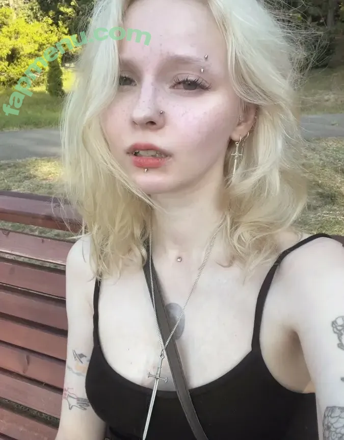 Sasha Gaier nude photo #0167 (acidjazzsinger / sasha.gaier / yukajevons)