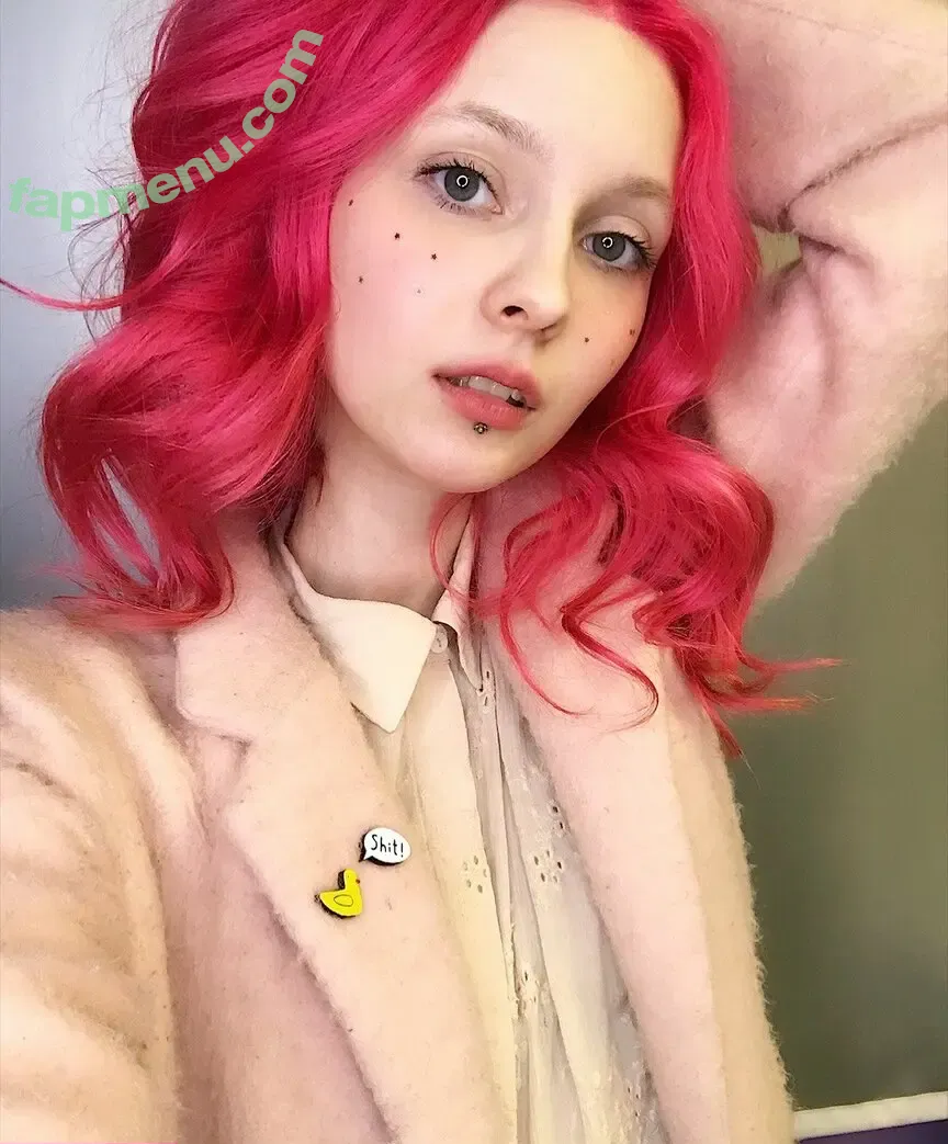 Sasha Gaier nude photo #0172 (acidjazzsinger / sasha.gaier / yukajevons)