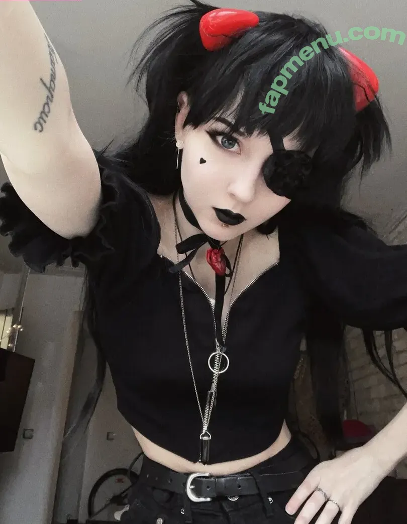 Sasha Gaier nude photo #0178 (acidjazzsinger / sasha.gaier / yukajevons)