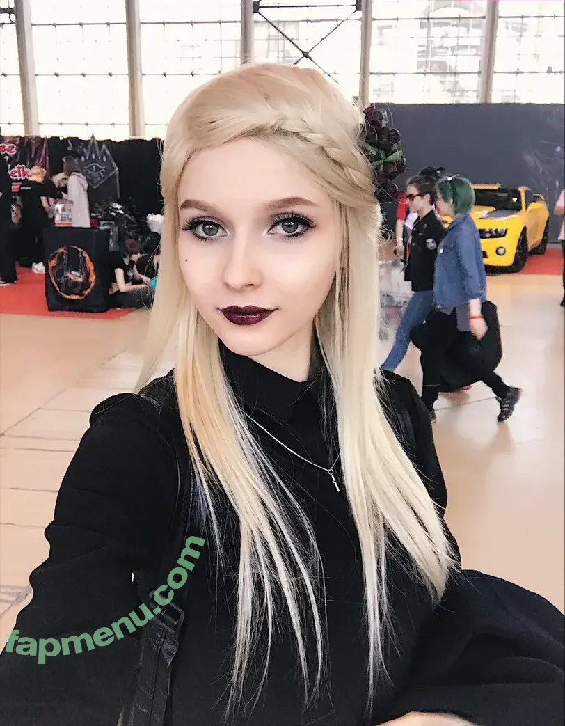 Sasha Gaier nude photo #0210 (acidjazzsinger / sasha.gaier / yukajevons)