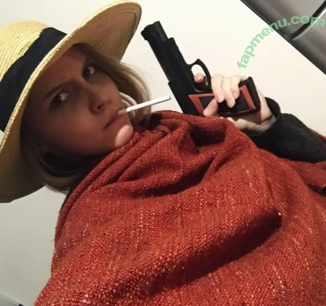 Sasha Gaier nude photo #0238 (acidjazzsinger / sasha.gaier / yukajevons)