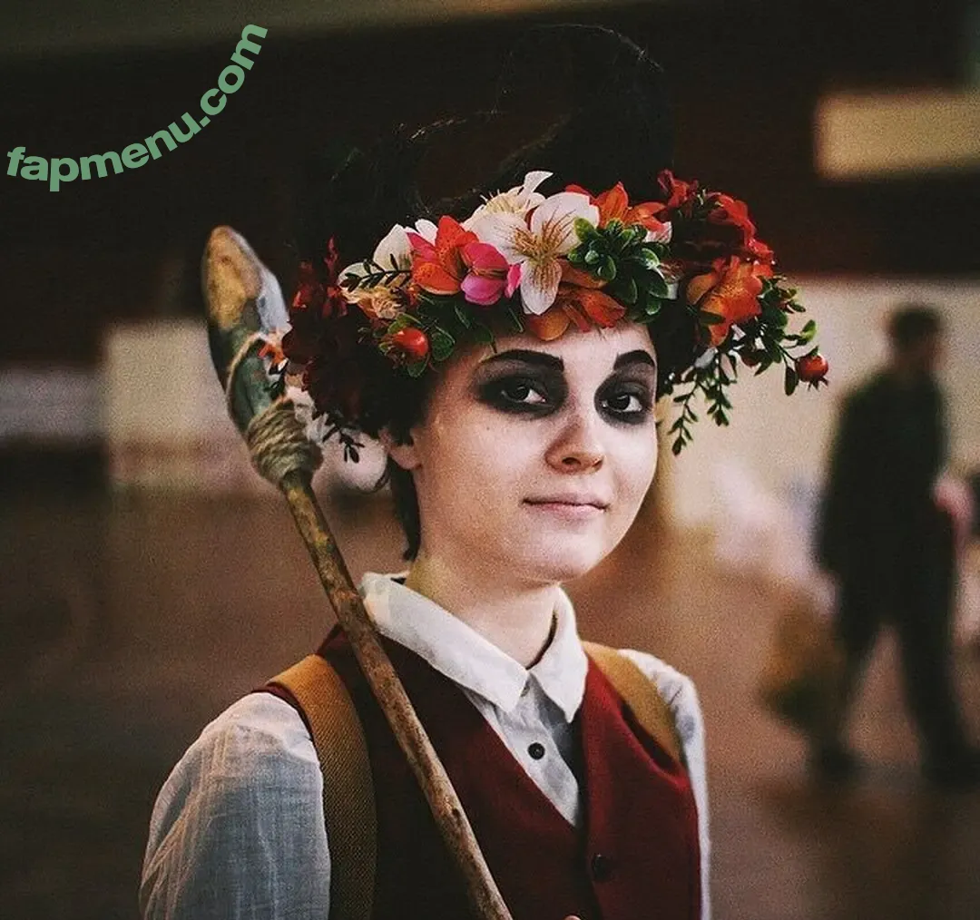 Sasha Gaier nude photo #0244 (acidjazzsinger / sasha.gaier / yukajevons)