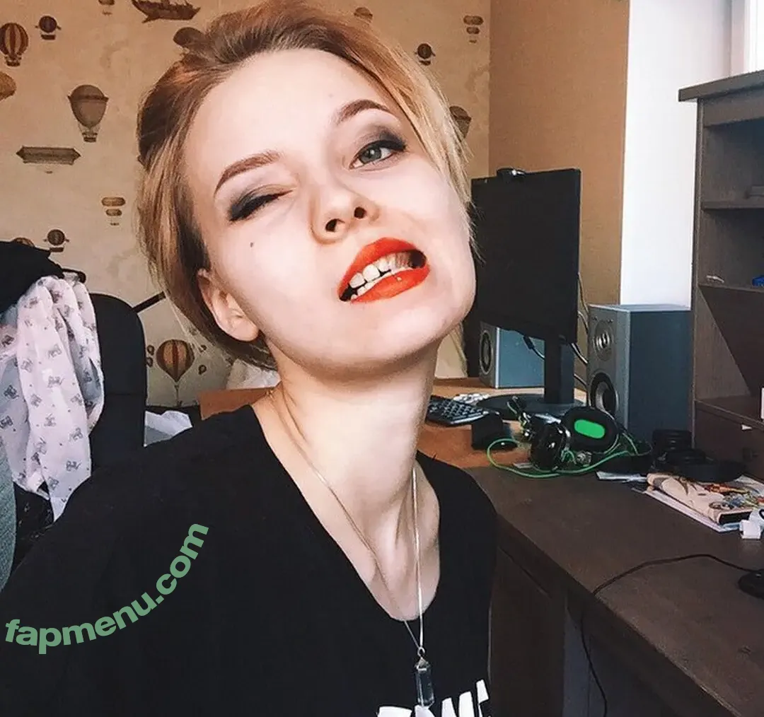 Sasha Gaier nude photo #0254 (acidjazzsinger / sasha.gaier / yukajevons)