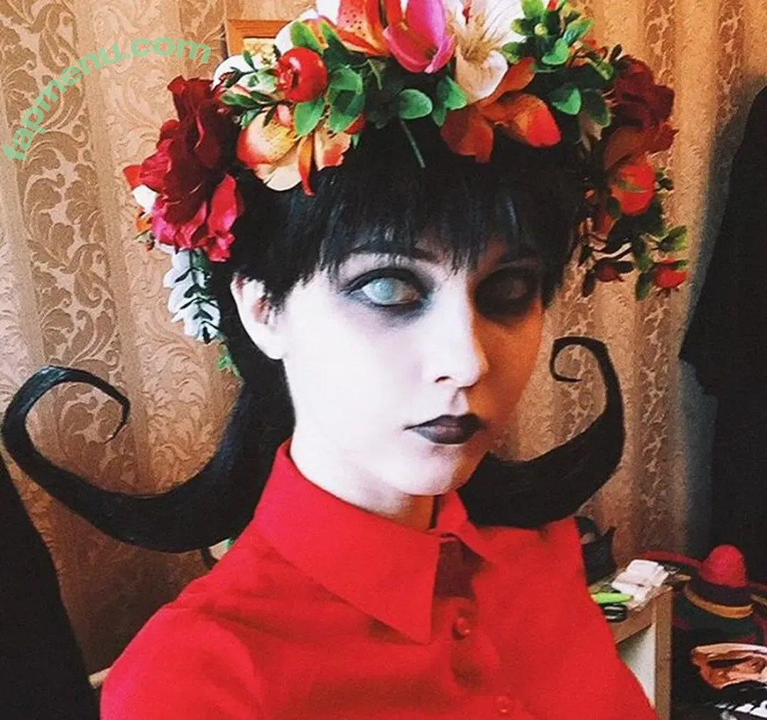 Sasha Gaier nude photo #0276 (acidjazzsinger / sasha.gaier / yukajevons)