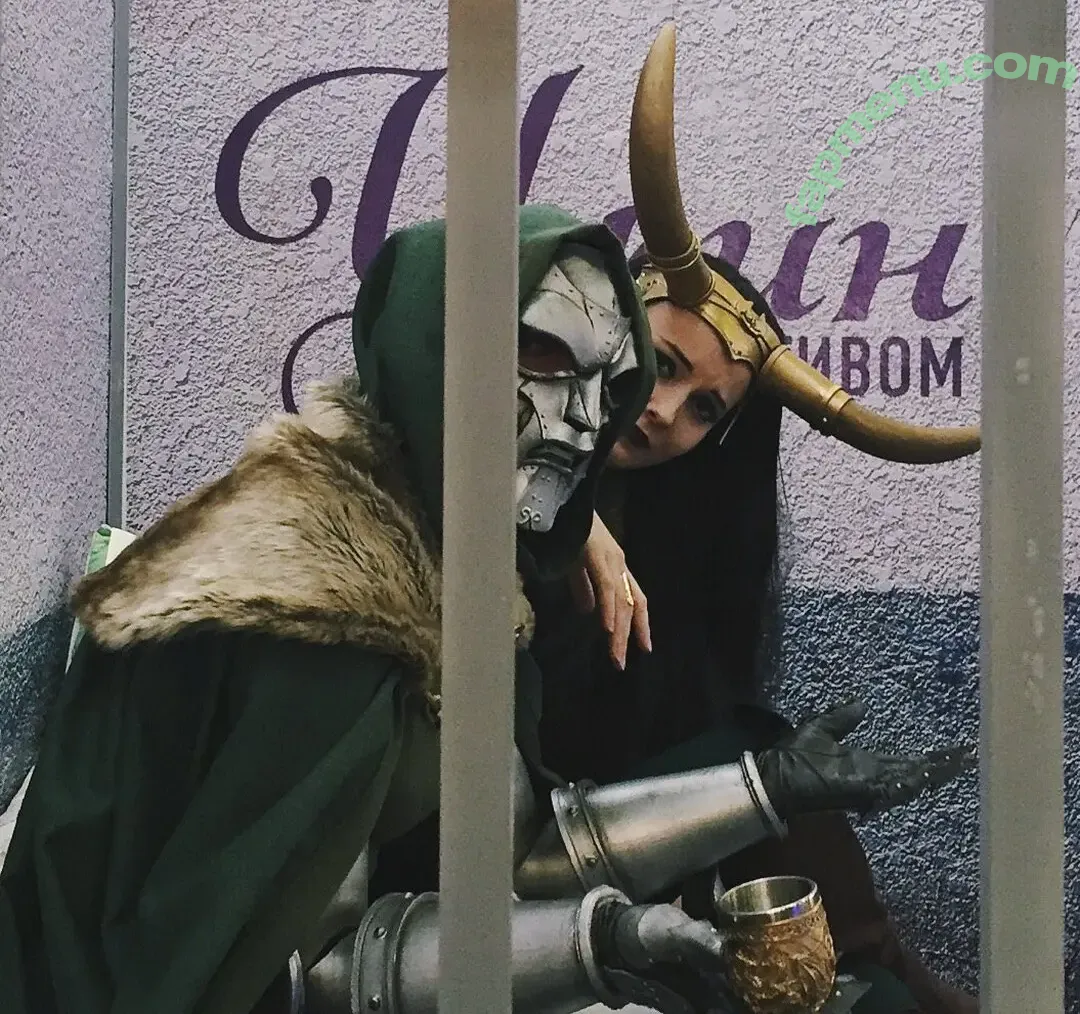 Sasha Gaier nude photo #0291 (acidjazzsinger / sasha.gaier / yukajevons)