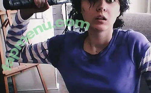 Sasha Gaier nude photo #0312 (acidjazzsinger / sasha.gaier / yukajevons)