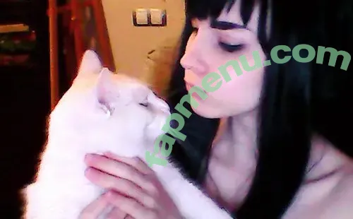 Sasha Gaier nude photo #0325 (acidjazzsinger / sasha.gaier / yukajevons)