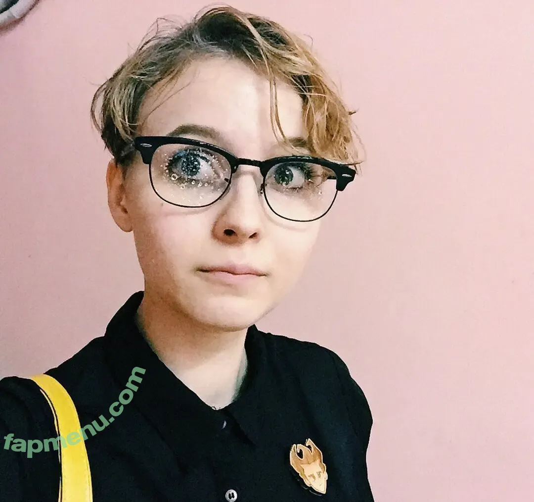 Sasha Gaier nude photo #0335 (acidjazzsinger / sasha.gaier / yukajevons)