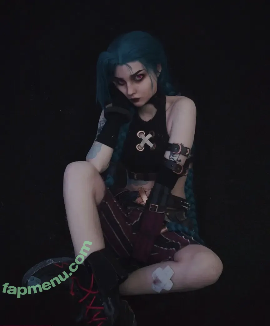 Sasha Gaier nude photo #0443 (acidjazzsinger / sasha.gaier / yukajevons)