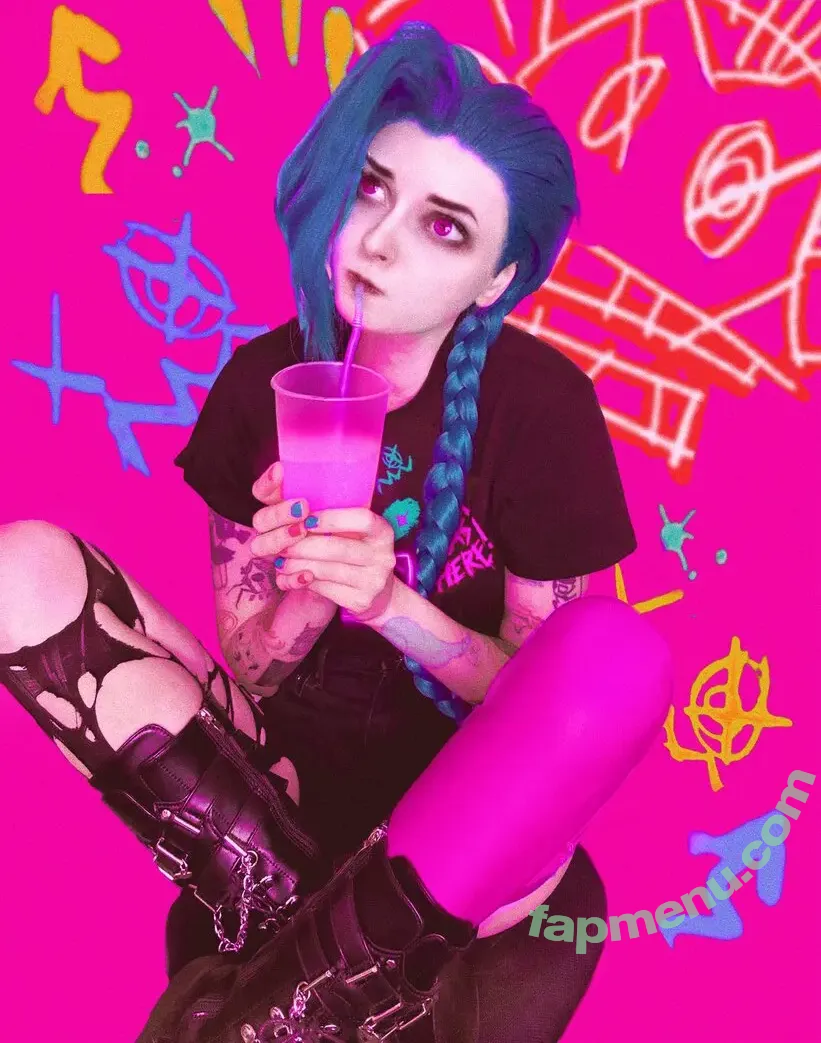 Sasha Gaier nude photo #0444 (acidjazzsinger / sasha.gaier / yukajevons)