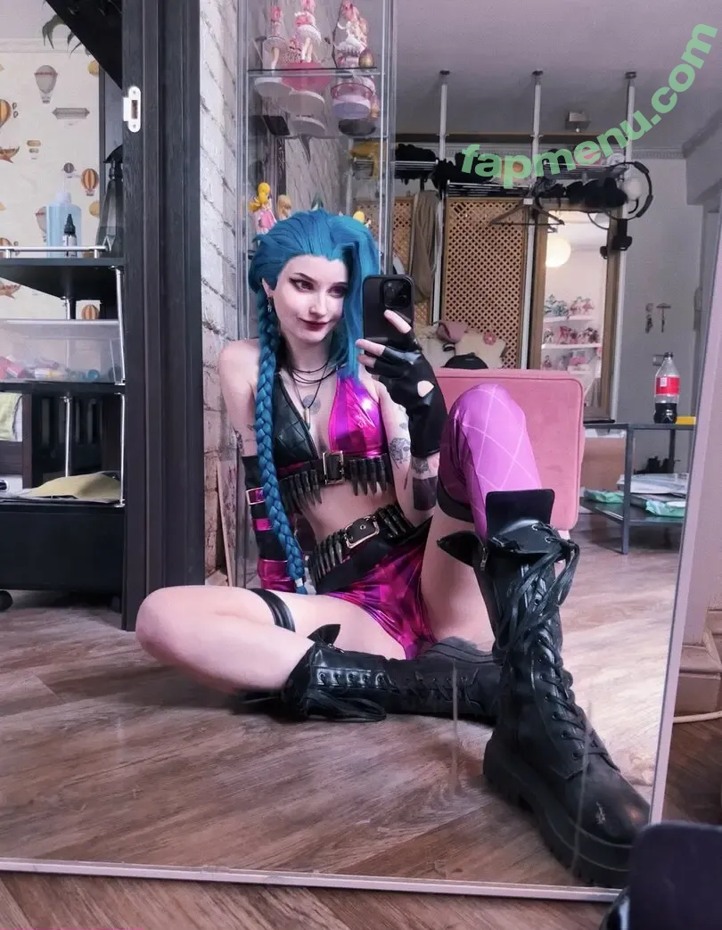 Sasha Gaier nude photo #0445 (acidjazzsinger / sasha.gaier / yukajevons)