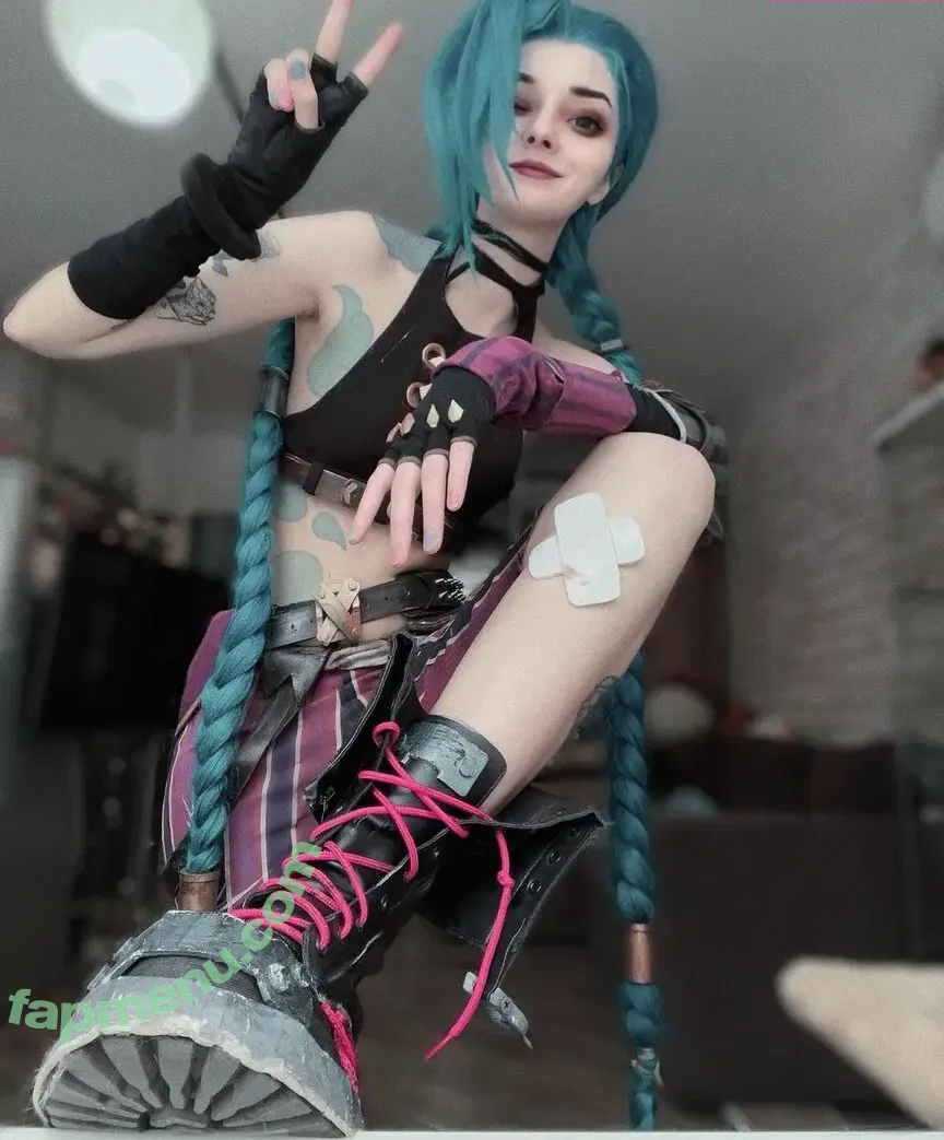 Sasha Gaier nude photo #0454 (acidjazzsinger / sasha.gaier / yukajevons)