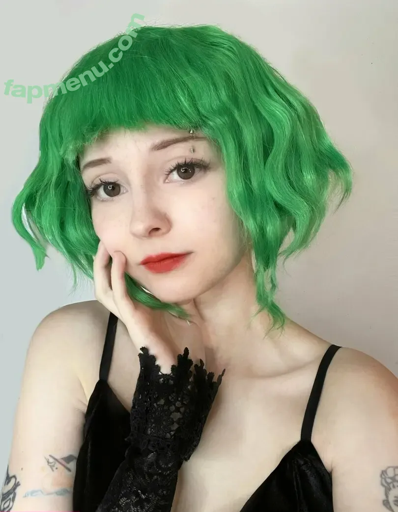 Sasha Gaier nude photo #0550 (acidjazzsinger / sasha.gaier / yukajevons)