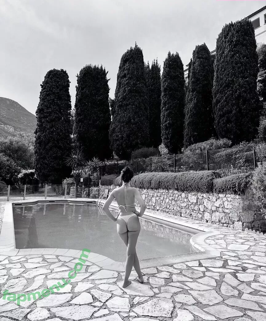 Sasha Grey nude photo #0793 (sashagrey / sashathegreyt)