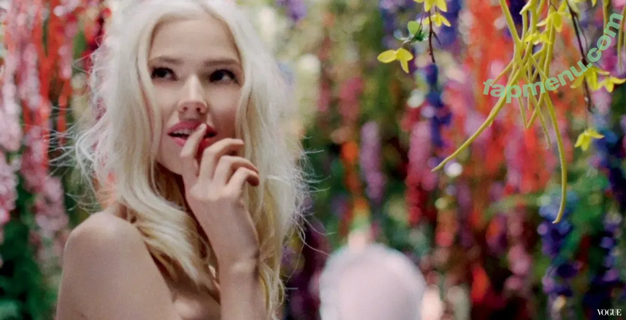 Sasha Luss nude photo #0050 (sashaluss)
