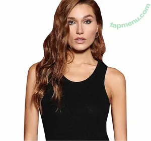 Sasha Meneghel / sashameneghel nude photo #0133