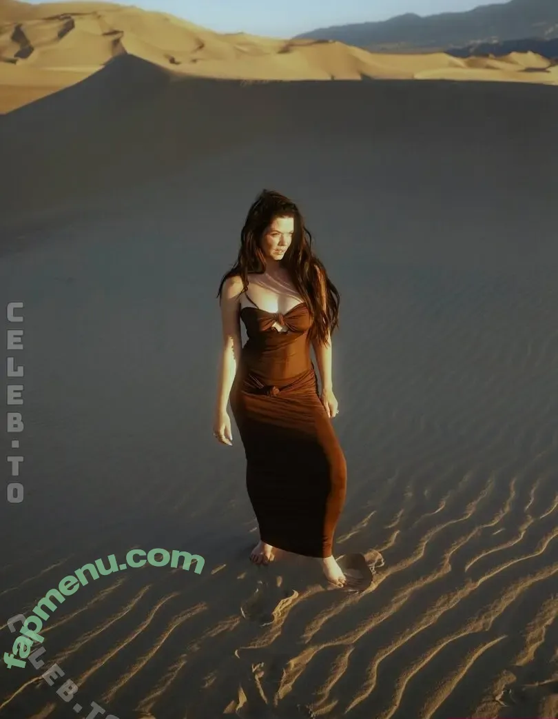 Sasha Pieterse nude photo #0318 (TheSashaPietersePage / sashapieterse)