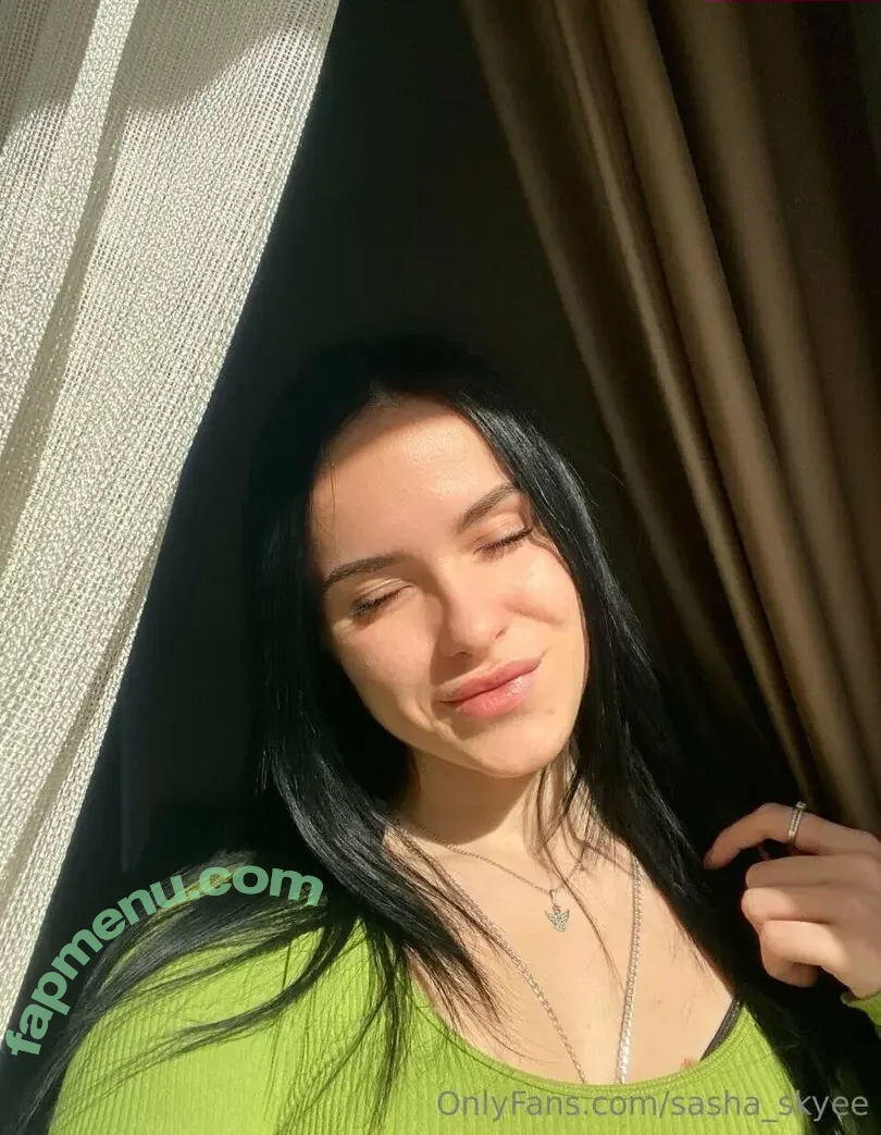 sasha_skyee nude photo #0009 (sashaskye_)