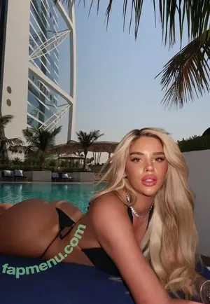  nude photo #0002