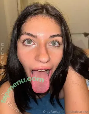 Sasha Tongue Princess / sashasexymouthh nude photo #0056