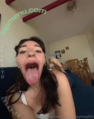 Sasha Tongue Princess / sashasexymouthh nude photo #0060