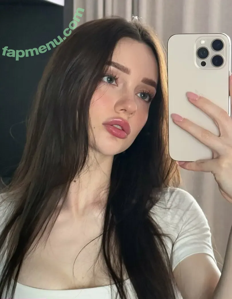 Sasherraa nude photo #0112 (Sasherraa)